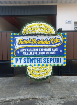 Papan Bunga Duka di Long Mesangat