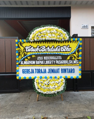 Papan Bunga Duka di Long Mesangat